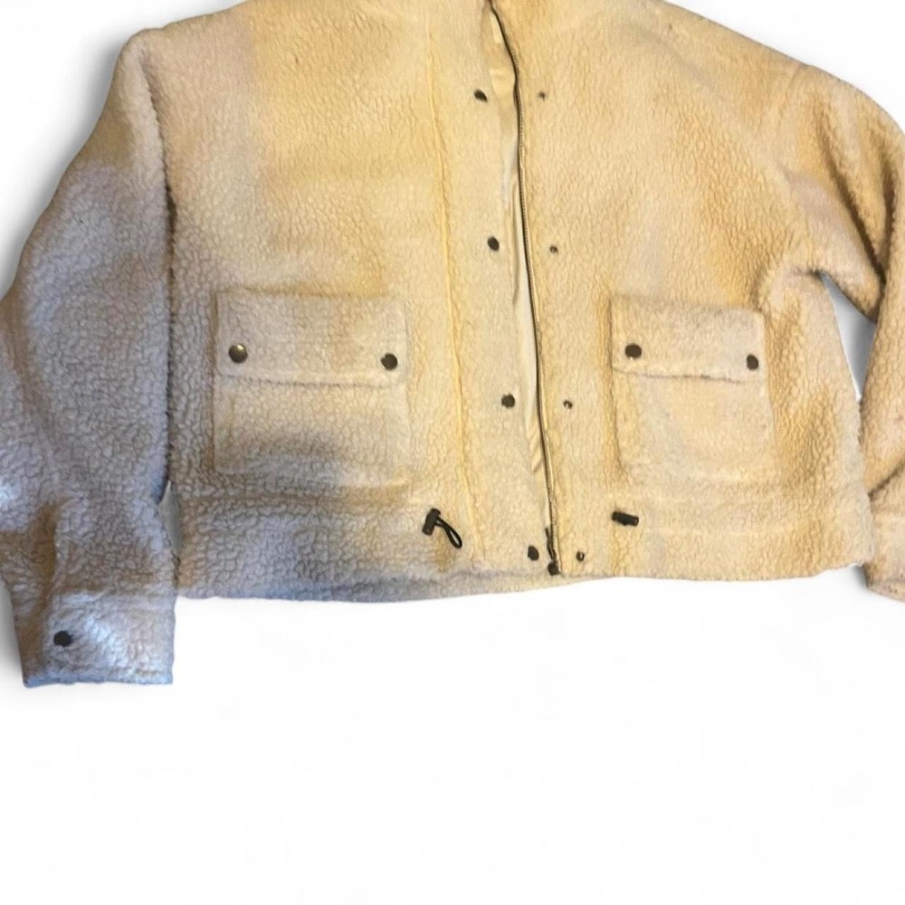 Forever 21 cream & tan sherpa jacket